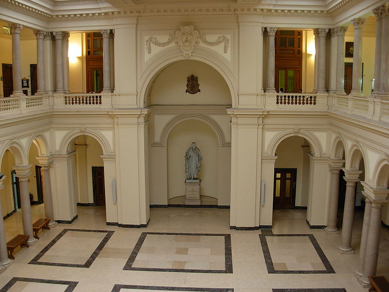 800px-Gregoriana,atrij